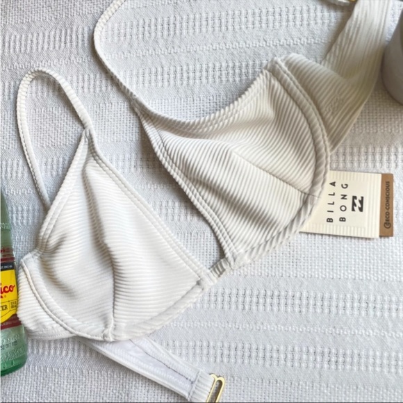 NWT ribbed bikini top - Picture 3 of 6